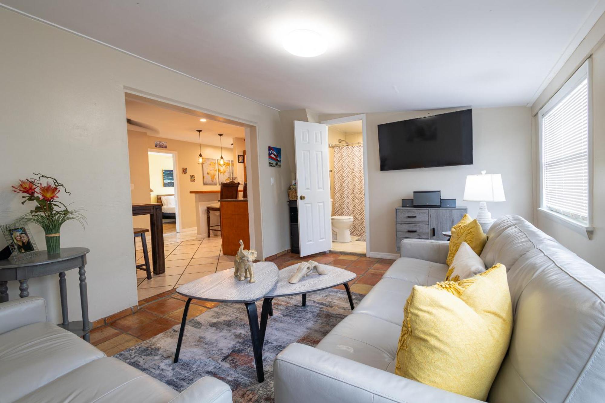 Comfy 3 Bedroom With Parking & Close To Everything North North Naples Eksteriør bilde